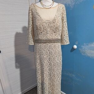 Elegant Lace Dress with Beaded Waist